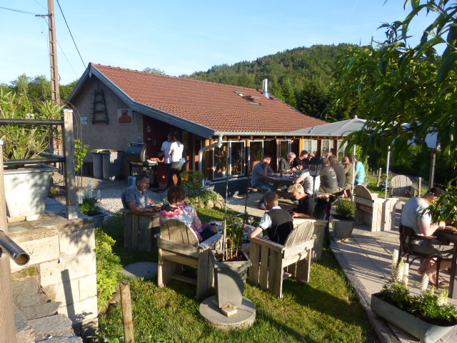 Le Creux motor mee-eten camping Vogezen